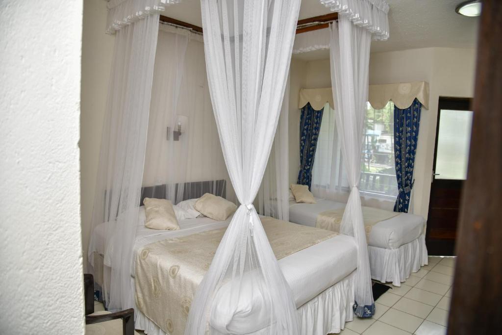 North Coast Beach Hotel